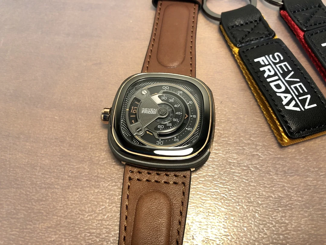 Zeven Vrijdagen Horloge M2b/01 - Jewelry Inspired Watches recensie en prijs