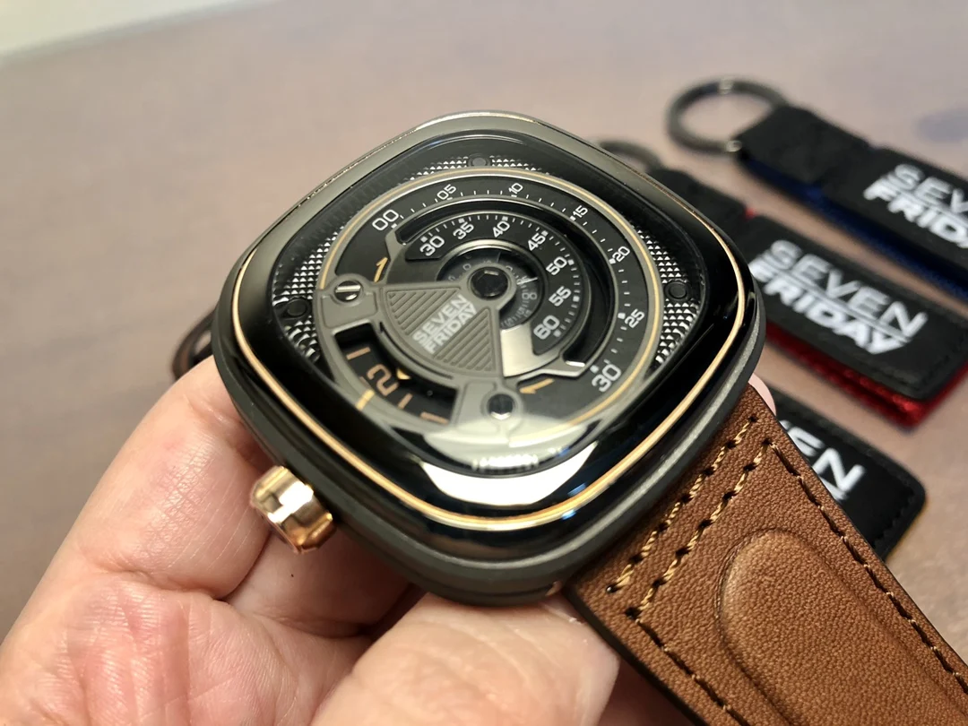Zeven Vrijdagen Horloge M2b/01 - Jewelry Inspired Watches recensie en prijs